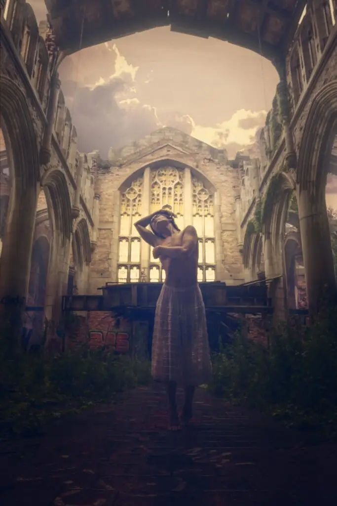 Gregogardner KristyJessica Church3 683x1024