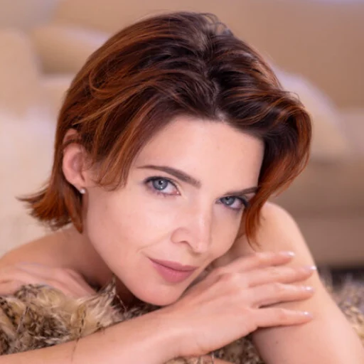 sm kristy jessica model fancy apartment white and silver 67