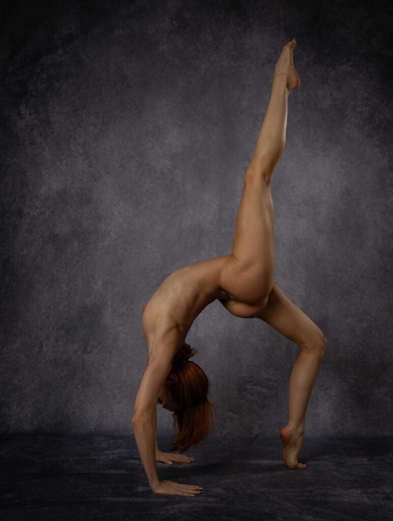 Kristy Jessica art nude model yoga back bend flexible bendy